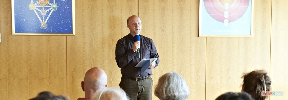 Le vice-président du CLIMS, M. Remyond - visite interreligieuse à la Fraternité Blanche Universelle - mai 2012